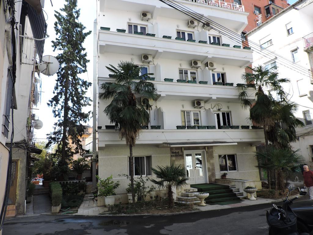 Europa 3*
